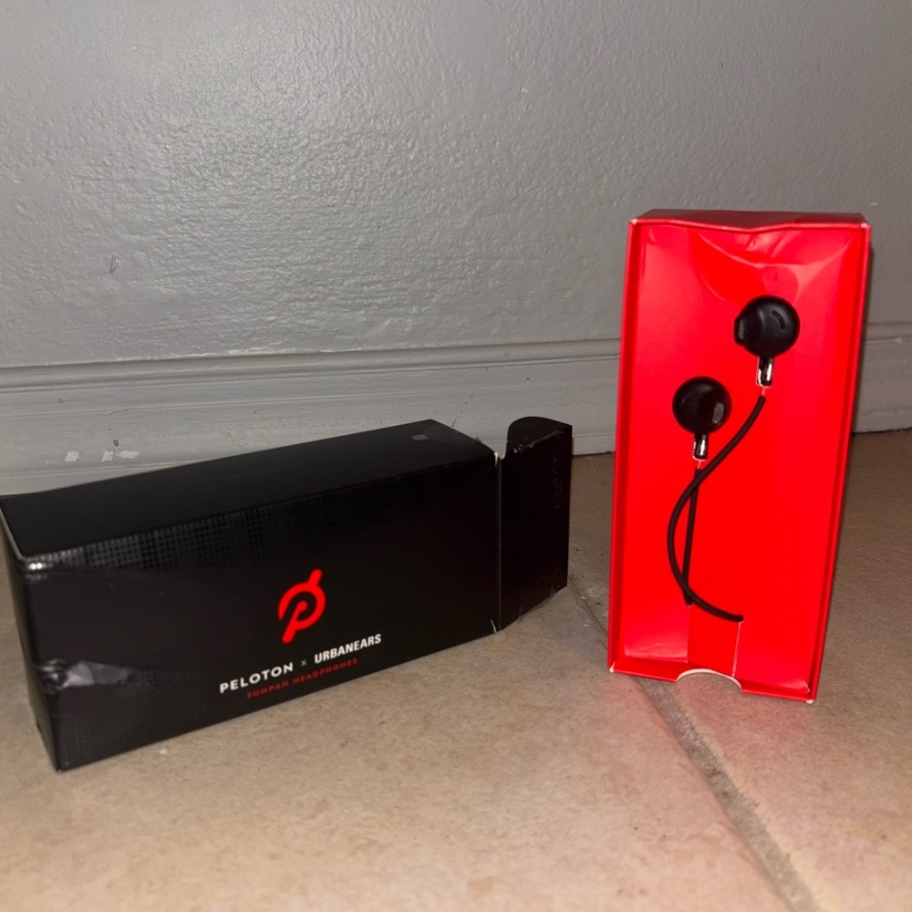Peloton Urbanears Black Earphones